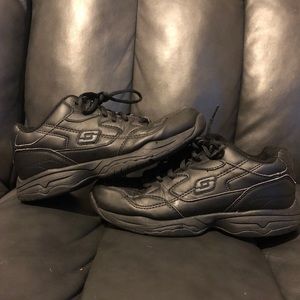 Black Skechers Slip Resistant 6.5
